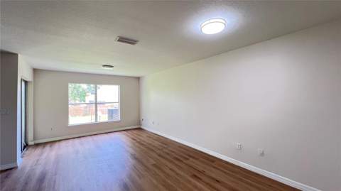 2848 Club Cortile Circle, Kissimmee FL - photo 11 of 35