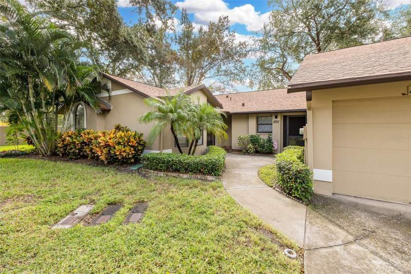 2 bedroom Villa at 1695 Hamilton Court, Braemoor Lake Villas, Dunedin — photo 2