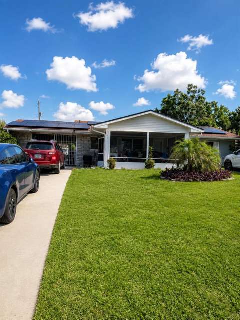 811 Hillside Avenue, home for sale in Lake Wales 33853
