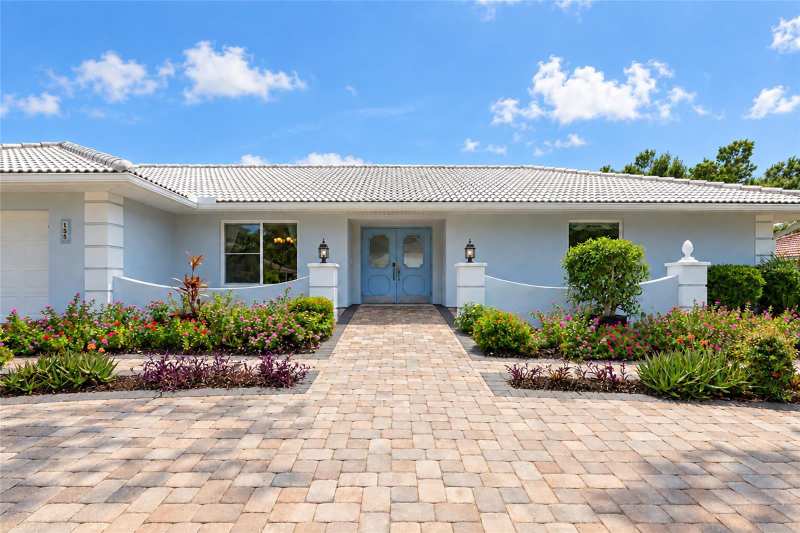 3 bedroom Single Family Residence at 155 Sea Anchor Drive, Southbay Yacht & Racquet Club, Osprey — photo 1