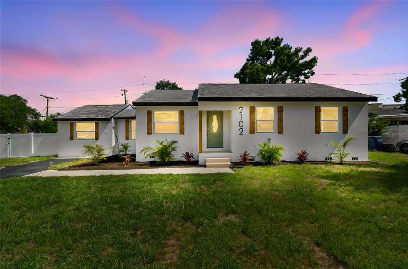 4 bedroom Single Family Residence at 2102 W Ferris Avenue, Wellswood Estates Unit 3, Tampa — photo 1
