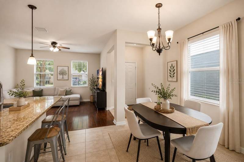 4 bedroom Single Family Residence at 9026 Sienna Moss Lane, Magnolia Park Central Ph A, Riverview — photo 5