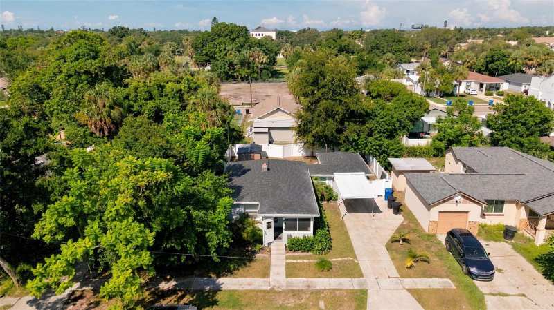 3 bedroom Single Family Residence at 1001 Queen Street, Leland Park, St Petersburg — photo 1