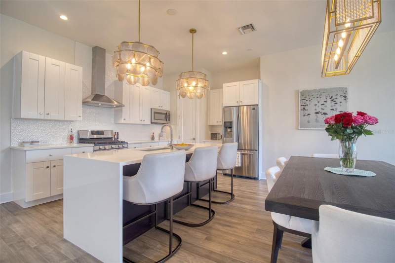 3 bedroom Townhouse at 3100 W Paul Avenue #2, South Macdill Twnhms, Tampa — photo 3