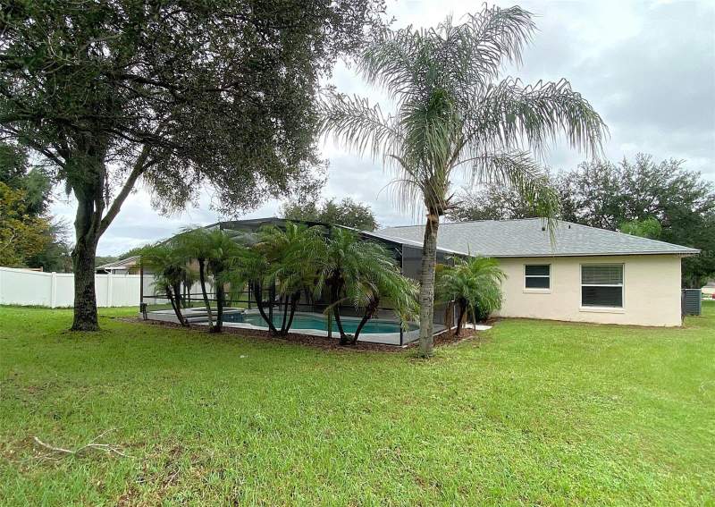 4 bedroom Single Family Residence at 11705 Chapelle Court, Spring Valley Ph Vii Sub, Clermont — photo 3