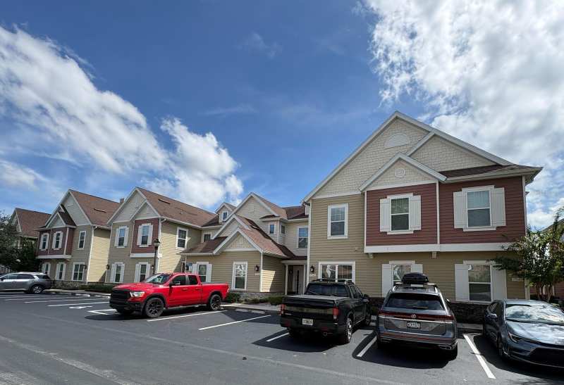 5 bedroom Townhouse at 7548 Sunville Avenue, Summerville Resort, Kissimmee — photo 1
