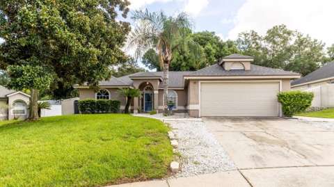 859 High Pointe Circle, home for sale in Minneola 34715