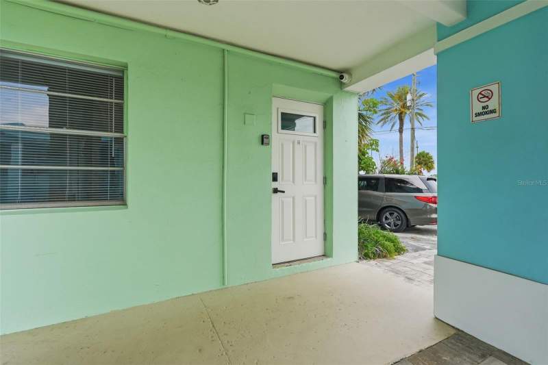 1 bedroom Condo - Hotel at 17880 Gulf Boulevard #2, Monterey Condo Motel Condo, St Petersburg — photo 2