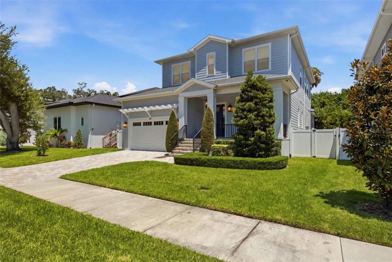 5 bedroom Single Family Residence at 210 S Shore Crest Drive, Beach Park, Tampa — photo 2