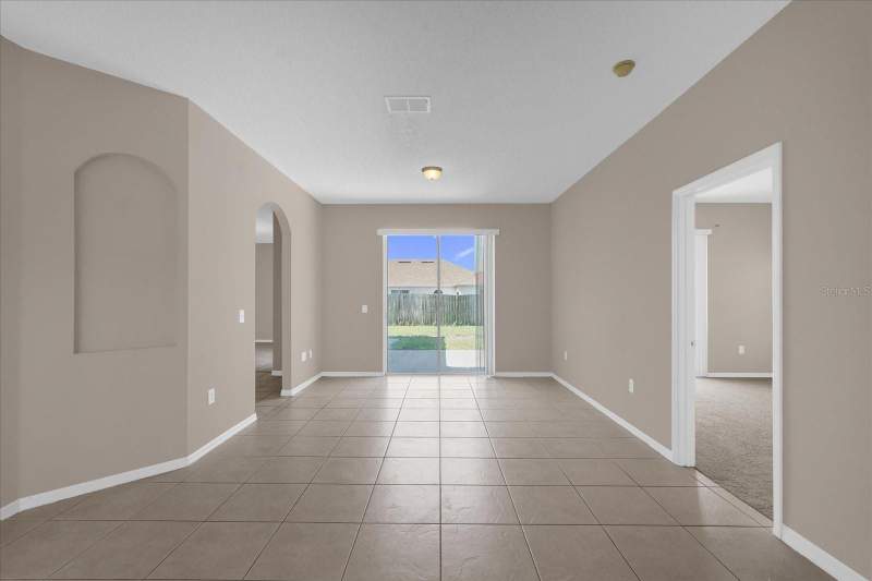 4 bedroom Single Family Residence at 29 Andora Court, Poinciana Village 1 Nbhd 2, Kissimmee — photo 3