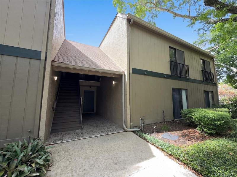 3 bedroom Condominium at 240 MOREE LOOP #3, BAYTREE VILLAGE, WINTER SPRINGS — photo 2