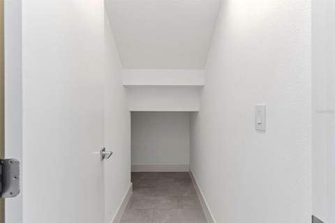 8405 Modano Place, Tampa FL - photo 6 of 6