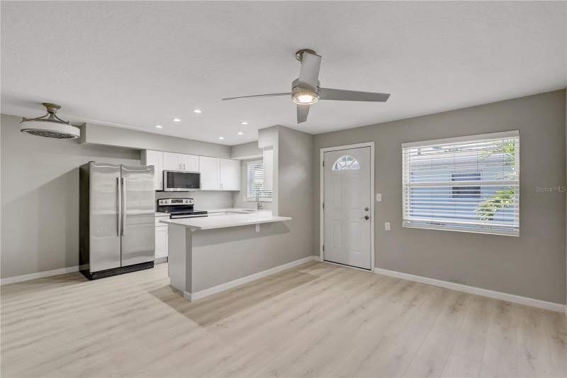 1 bedroom Condominium at 9030 Blind Pass Road #C9, Blind Pass Villas Condo, St Petersburg — photo 5