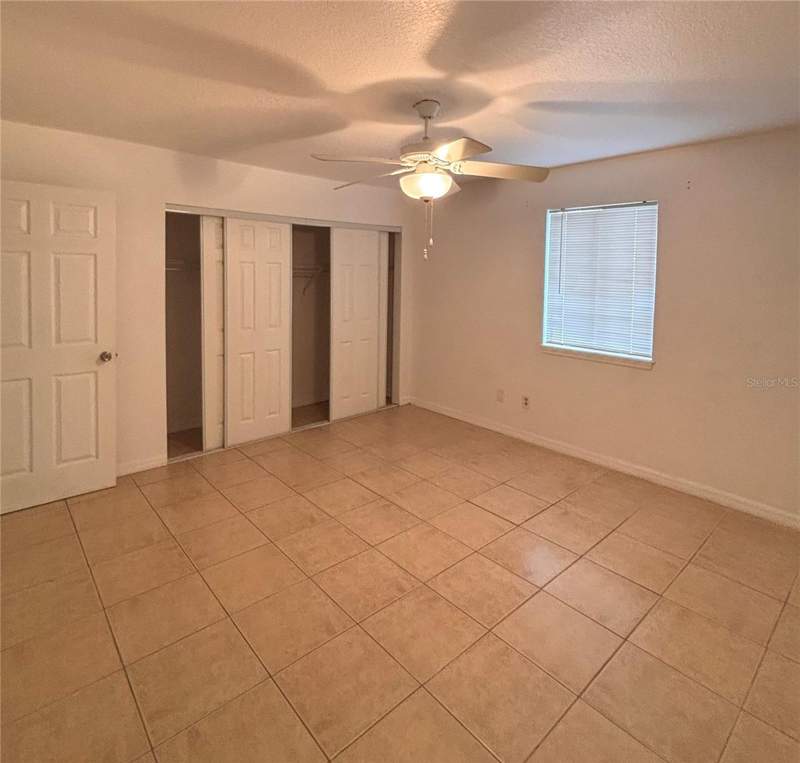 1 bedroom Condominium at 6519 W Newberry Road #604, Oaks, Gainesville — photo 5
