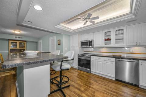 851 Bayway Boulevard #101, Clearwater Beach FL - photo 11 of 77