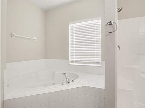 824 Palermo Court, Kissimmee FL - photo 12 of 15