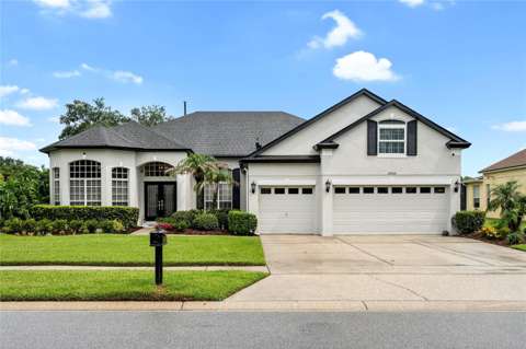 2848 Aloma Lake Run, pool for sale in Oviedo
