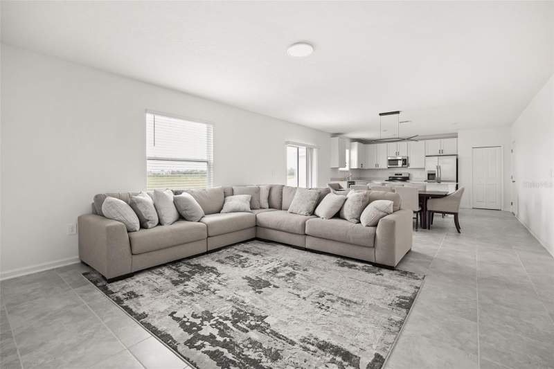 4 bedroom Single Family Residence at 4981 Worchester Drive, Knightsbridge 50S, Kissimmee — photo 4
