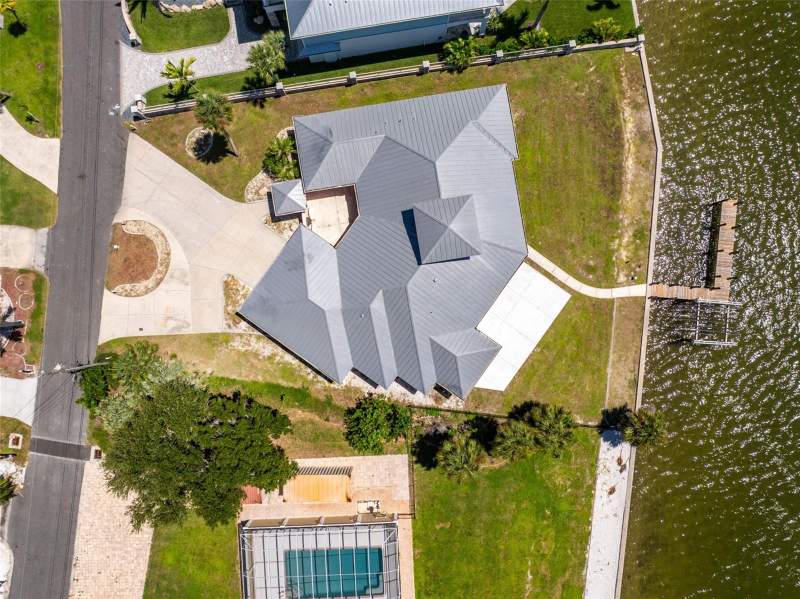 3 bedroom Single Family Residence at 1468 Lemon Bay Drive, Point Pines, Englewood — photo 5