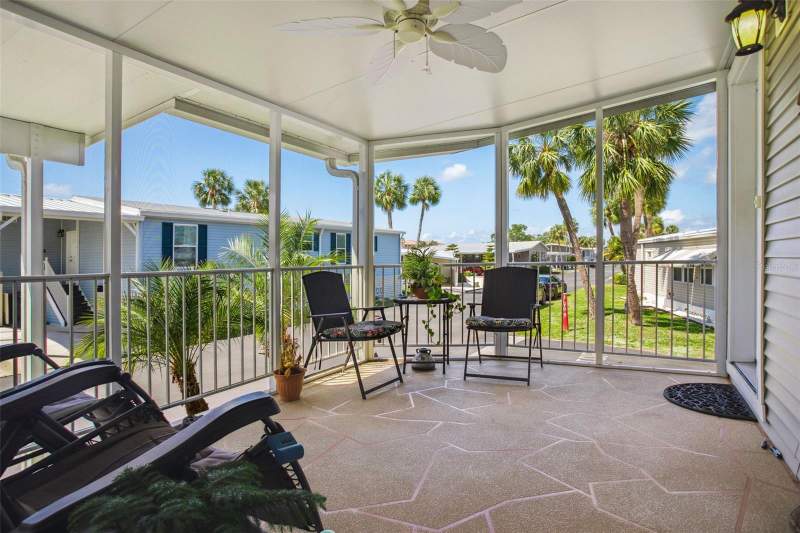 3 bedroom Manufactured Home at 4851 W Gandy Boulevard #B09L23, Regency Cove A Cooperative, Tampa — photo 4