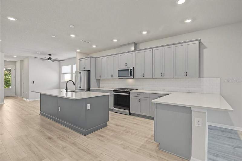 3 bedroom Single Family Residence at 6026 Golden Nettle Drive, Waterset Wolf Crk Ph A & D1, Apollo Beach — photo 5