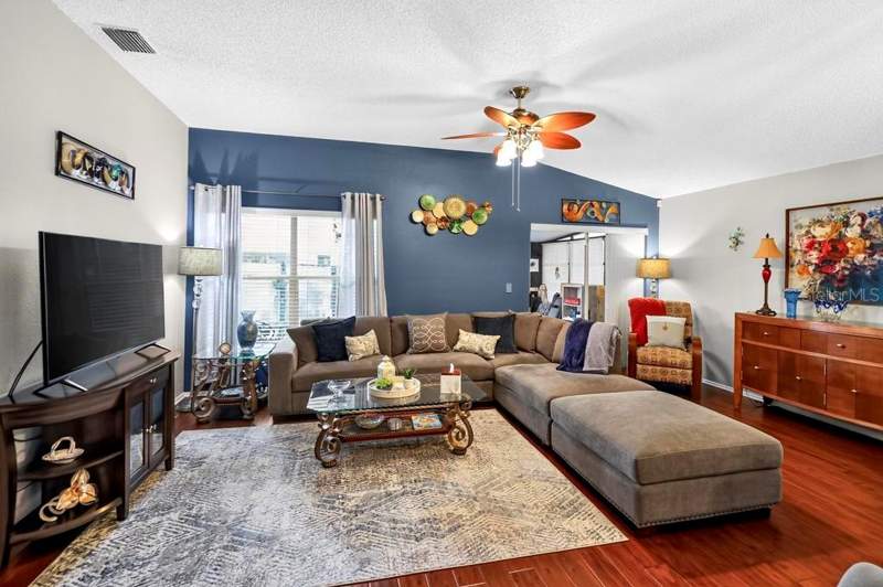 2 bedroom Single Family Residence at 852 Franklin Circle, Franklin Square Ph III, Palm Harbor — photo 5