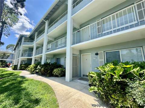 115 Oyster Bay Circle #170, starter home for sale in Altamonte Springs