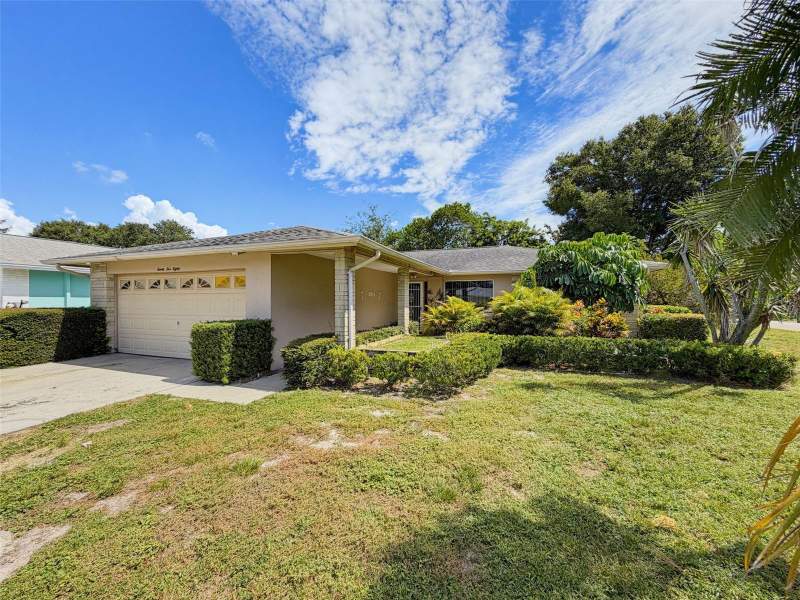2 bedroom Single Family Residence at 2580 Windwood Drive, Greenbriar, Clearwater — photo 5