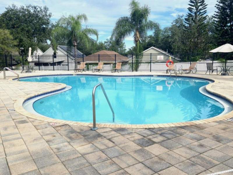 3 bedroom Townhouse at 234 Penmark Stone Pl, 82R | Kings Mill Phase II, Valrico — photo 2