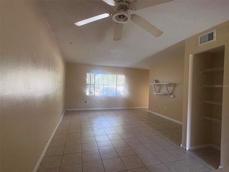 3 bedroom Townhouse at 12723 Lockey Lane, Azure Estates, Tampa — photo 2