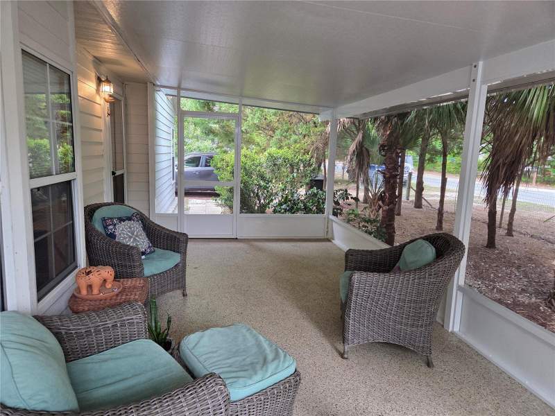 3 bedroom Manufactured Home at 421 Margaret Street, Libby Heights, Bronson — photo 2