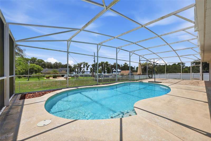 4 bedroom Single Family Residence at 13042 Sunwood Court, Sunburst Estates, Clermont — photo 2