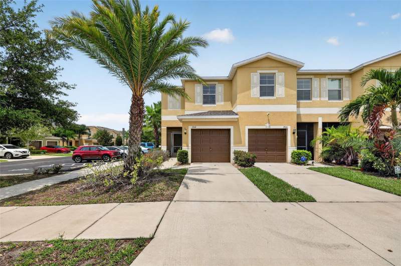 2 bedroom Townhouse at 1702 Ivory Goose Place, Hawks Point Ph N Twnhms, Ruskin — photo 3