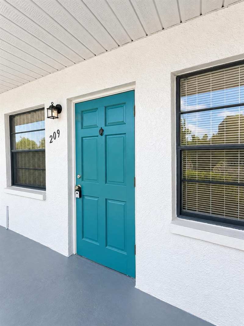 1 bedroom Condominium at 5925 Terrace Park Dr N #209, Terrace Park Of Five Towns, St Petersburg — photo 1