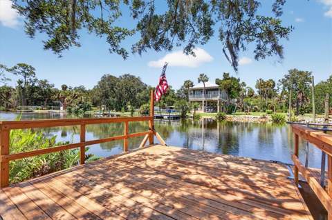 6086 Island Drive, Weeki Wachee FL - photo 11 of 68