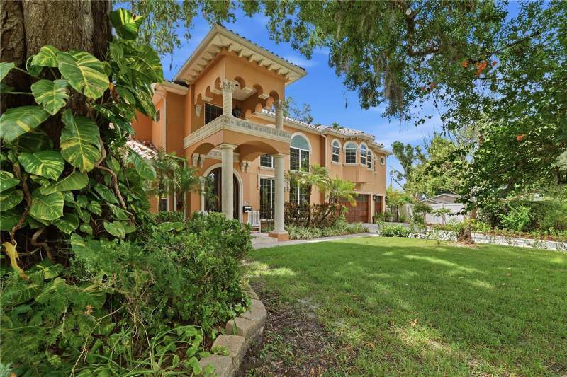 5 bedroom Single Family Residence at 10307 Reclinata Lane, Carrollwood Sub Unit 22A, Tampa — photo 5