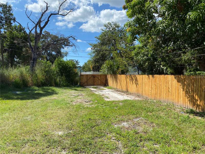 3 bedroom Single Family Residence at 1847 19TH STREET, FRUITLAND HEIGHTS B, ST PETERSBURG — photo 5