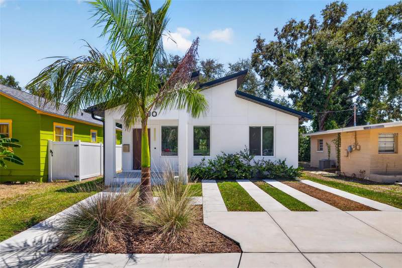 3 bedroom Single Family Residence at 2580 11TH AVENUE, PRATHERS FIFTH ROYAL, ST PETERSBURG — photo 2