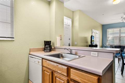 2200 San Zanobi Drive #108, Kissimmee FL - photo 6 of 36