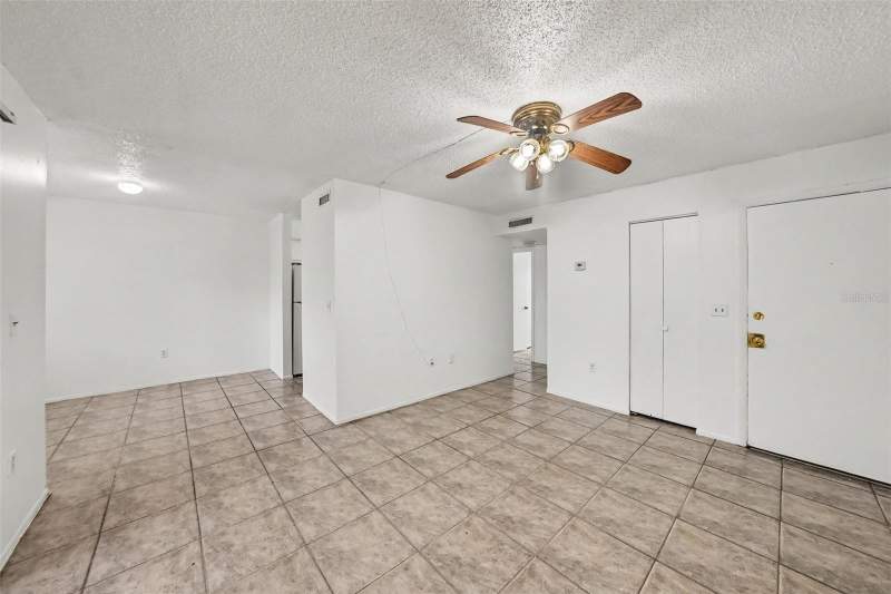 1 bedroom Condominium at 305 E Wellington Court #64, Westchester Manor A Condominiu, Tampa — photo 4