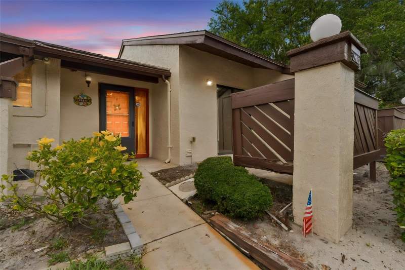2 bedroom Villa at 2903 Fig Court, Strathmore Gate-East, Palm Harbor — photo 2