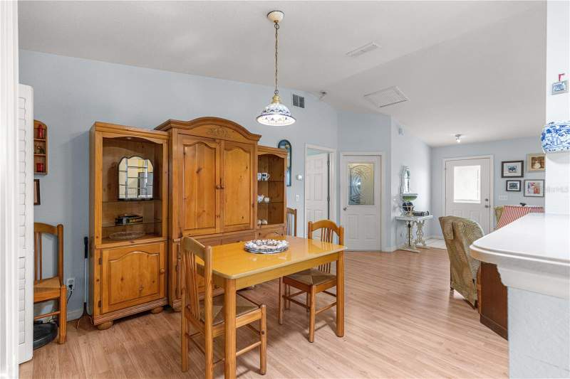 3 bedroom Single Family Residence at 6046 SW 98 Loop, Cherrywood Estates, Ocala — photo 5
