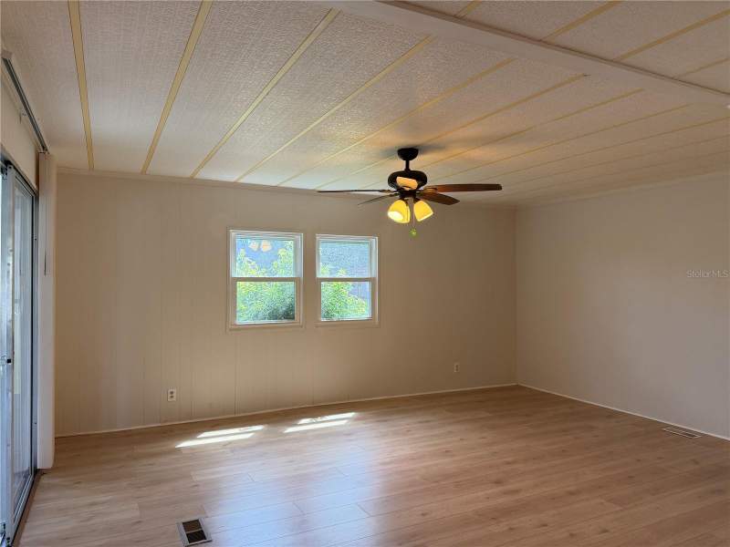 2 bedroom Manufactured Home at 925 Beechwood Avenue, The Villages, Lady Lake — photo 5
