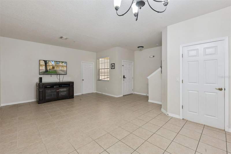 3 bedroom Condominium at 2820 Oakwater Drive, Oakwater, Kissimmee — photo 5