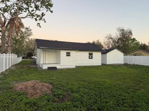 636 Coke Avenue, Winter Garden FL - photo 12 of 15