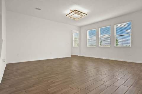 8114 Sayings Drive, Winter Garden FL - photo 11 of 56