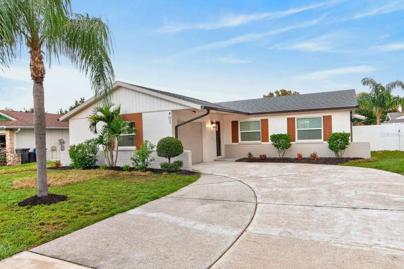 3 bedroom Single Family Residence at 403 Evergreen Drive, Harbor Palms Unit Eleven, Oldsmar — photo 1