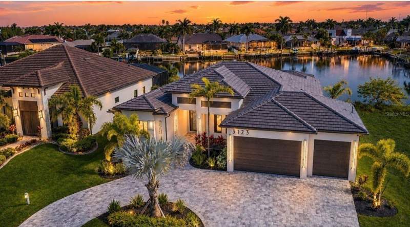 3 bedroom Single Family Residence at 3123 SW 29th Avenue, Cape Coral, Cape Coral — photo 4