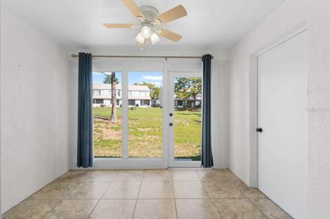 2411 Lake Woodberry Circle, Brandon FL - photo 11 of 57