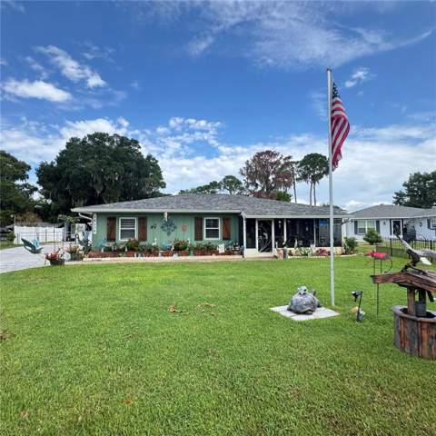 12115 Virginia Drive, Leesburg FL - photo 11 of 92